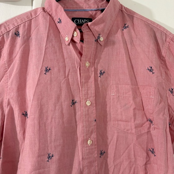 Chaps Mens L Red Pink Lobster Print Short Sleeve Button Down Shirt Front Pocket - Picture 2 of 8